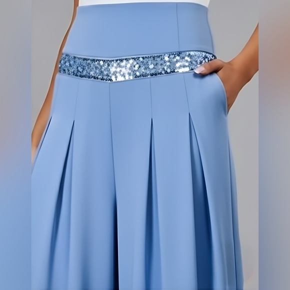 Sequin Detail Wide Leg Pants - Picture 2 of 6